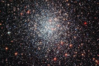 Ammasso di stelle, telescopio Hubble