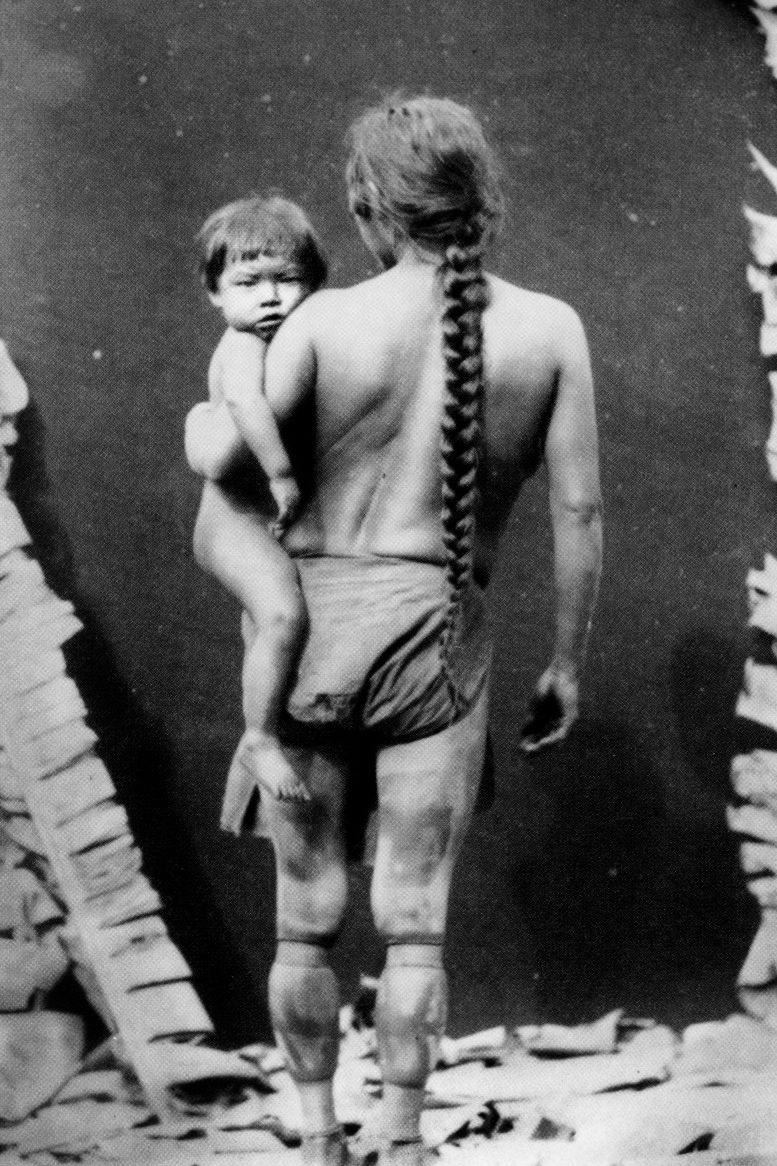Donna del gruppo etnico amerindo Kalina con bambino | Pierre Petit, Parigi 1892