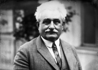 Ritratto del compositore Leoš Janáček