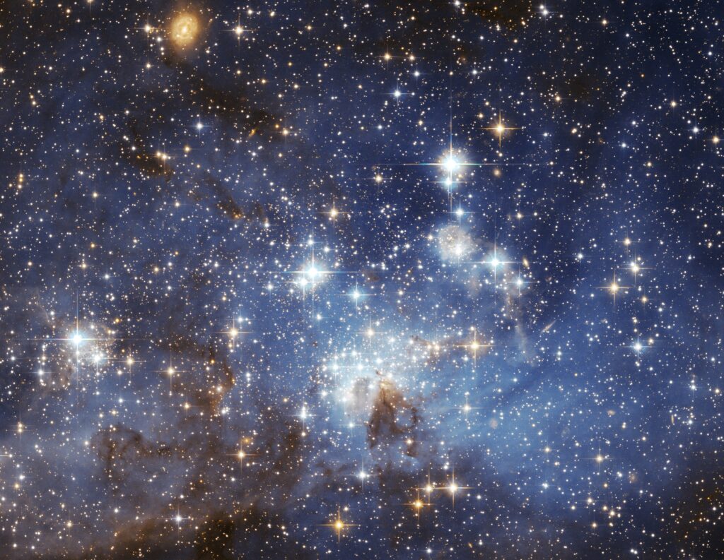 LH-95-nella-Grande-Nube-di-Magellano.-NASAESA-2006.-Fotografia-NASA-ESA-and-the-Hubble-Heritage-Team-STScIAURA-scaled.jpg